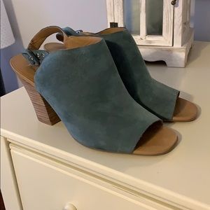 FINAL PRICE Suede Franco Sarto heels